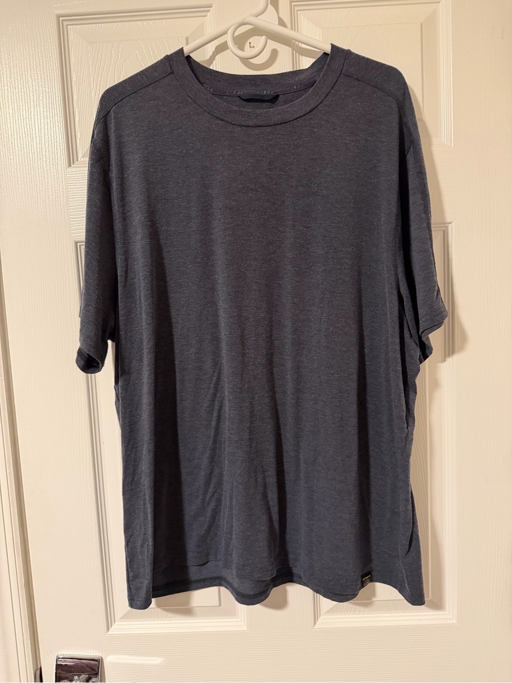 LL Bean Men's SunSmart SPF 50+ Crew Tee - Carbon Blue